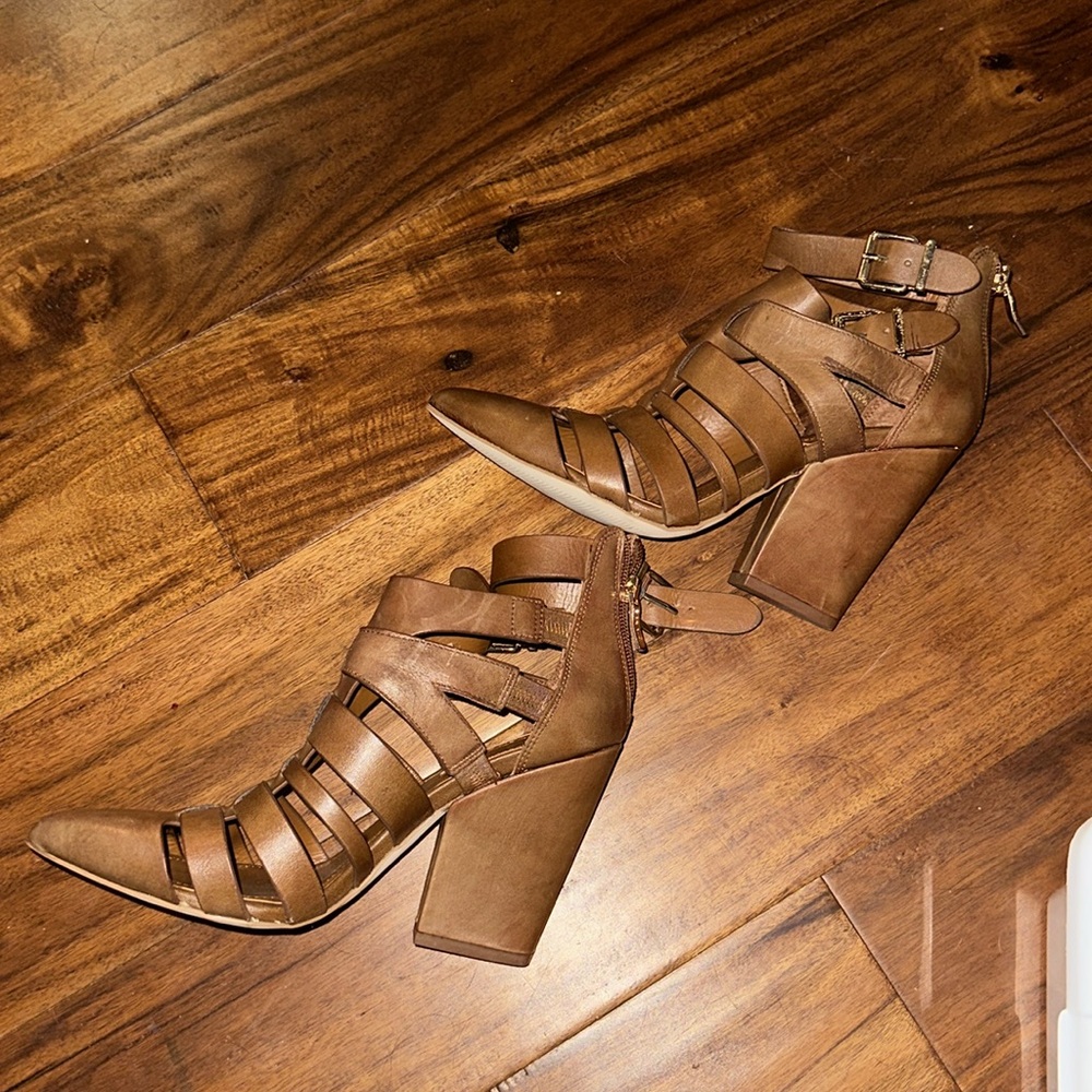 New Without Box Bcbgeneration Jaxx Shoes - image 5